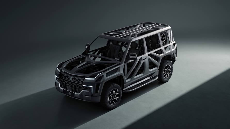 成都282仰望U8硬派越野的科技魅力，国能汽车对传统燃油车市场的冲击